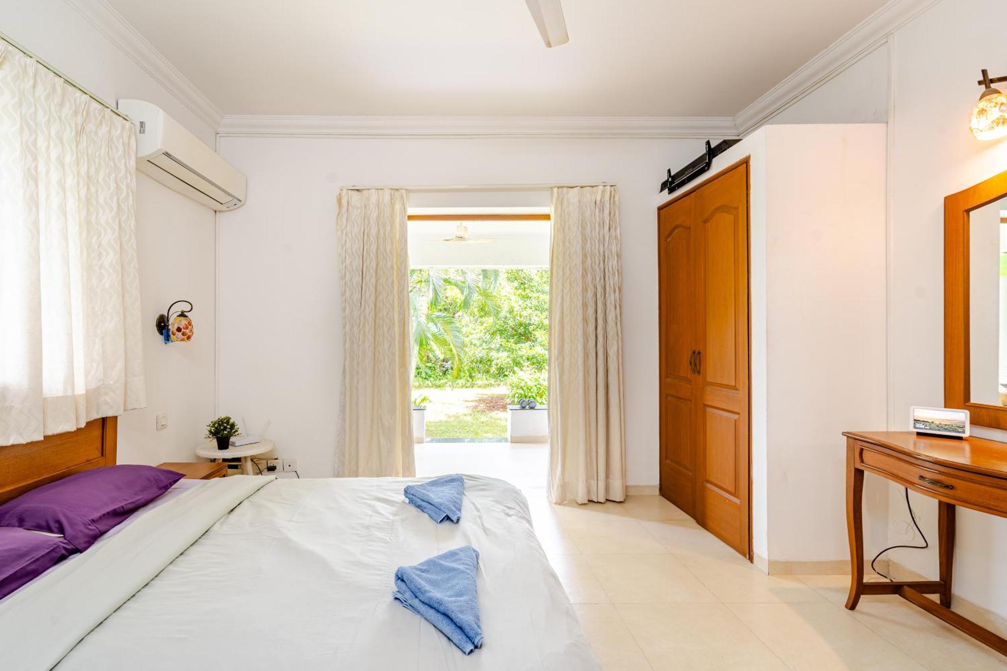Susegad Suites Arpora Apartments & Villas With Reserved Parking Rum bild